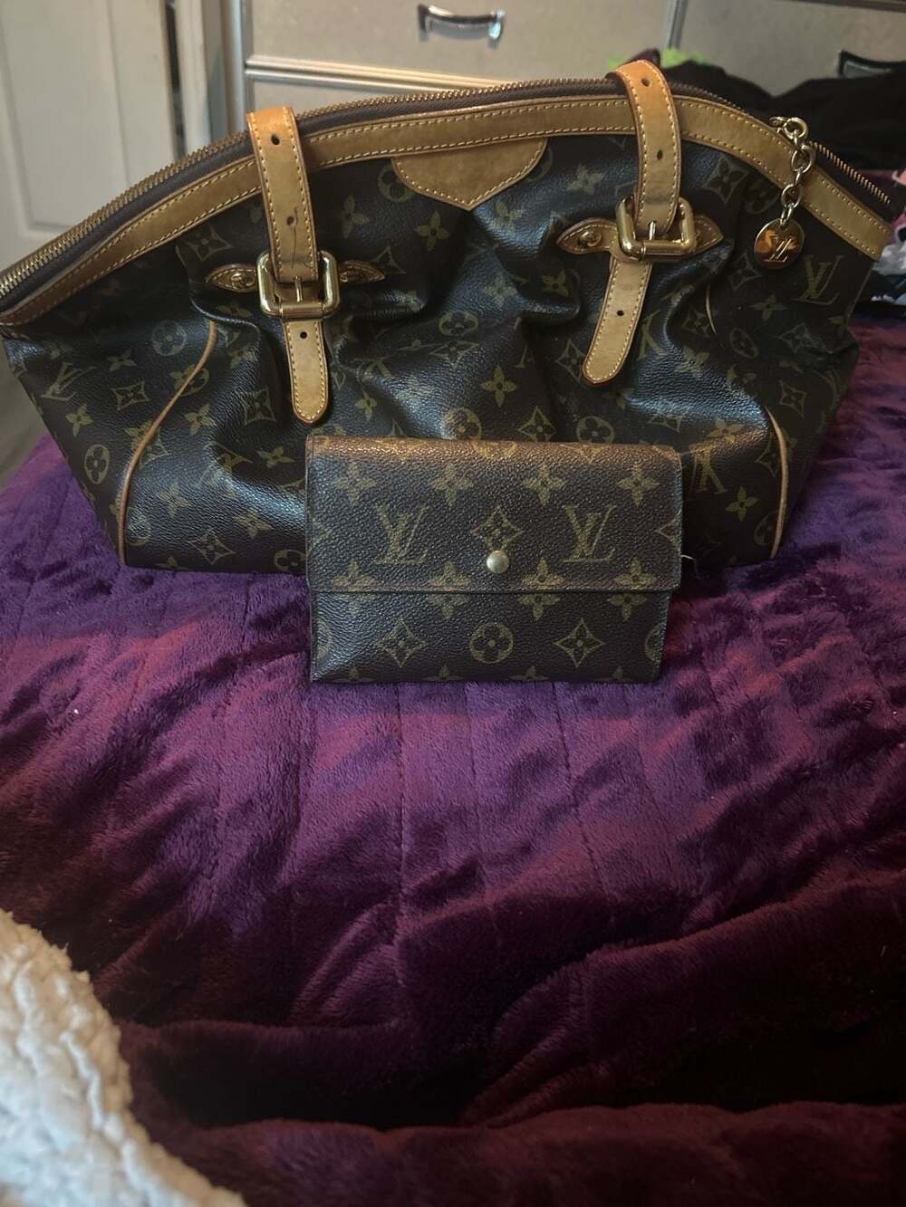 Authentic Louis Vuitton Monogram Tivoli GM